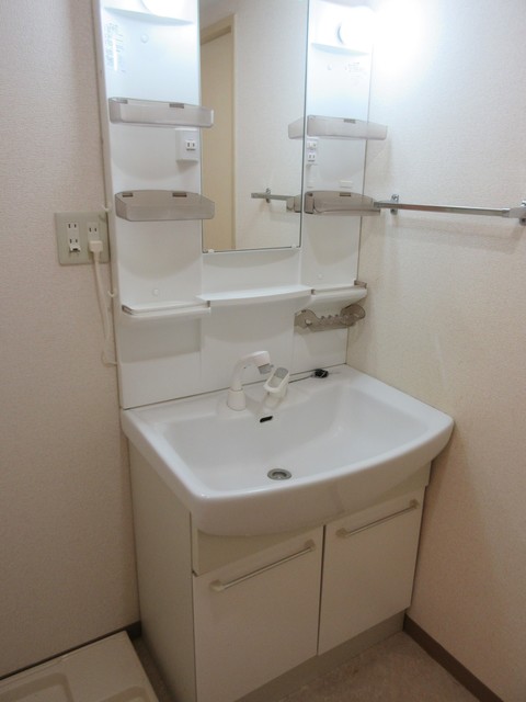 ハローハイツＢ0203号室 ※別号室の参考写真(現況優先・仕様違いの場合あり)