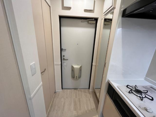 a l’aise （ア　レーズ）102号室 玄関