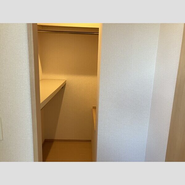 Ciel(シエル)　HH号室 収納