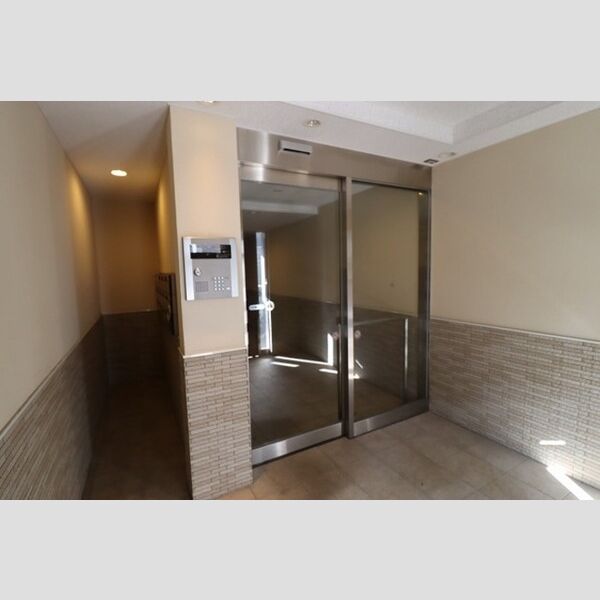 Magnolia cout[マグノリアコート]　Ⅱ305号室 エントランス