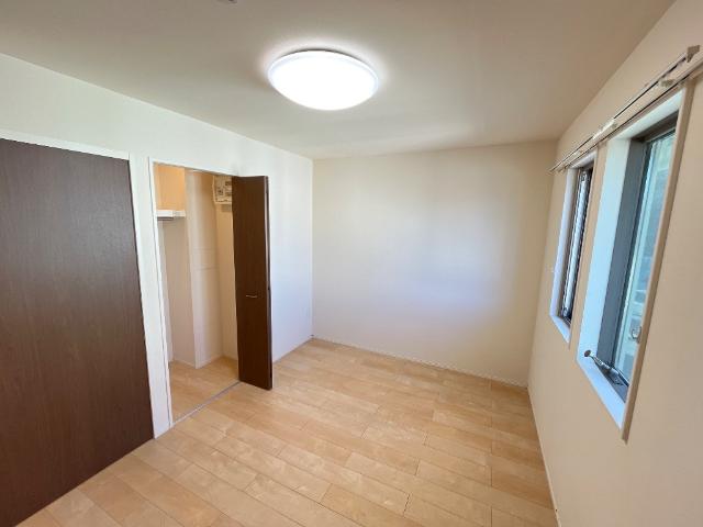 ルミナス　ケイポート201号室 洋室