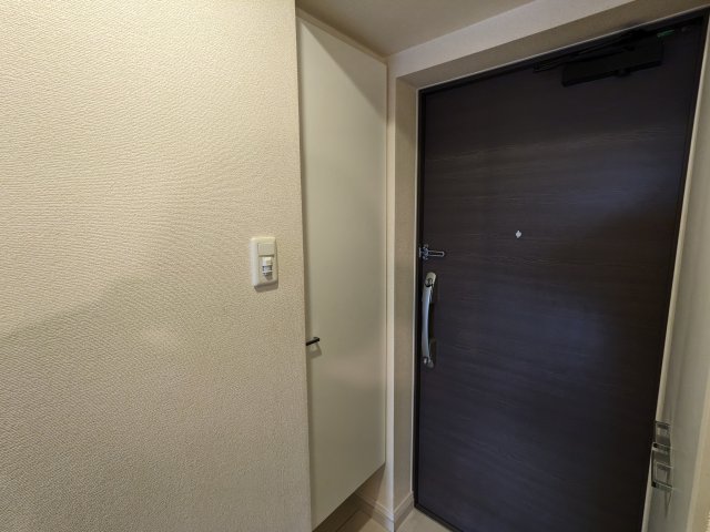 プレミアムキューブ東十条アリア 玄関