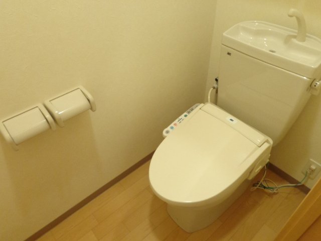 グランチェスタ シャワー付トイレ