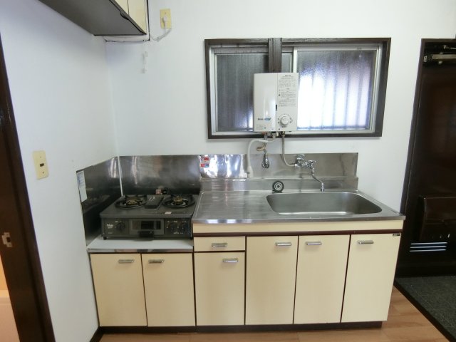 ニューポーロウニア 別部屋参考写真です。