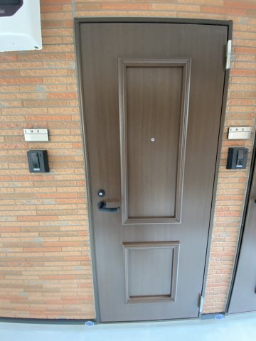 ベイルーム横浜生麦102号室 玄関