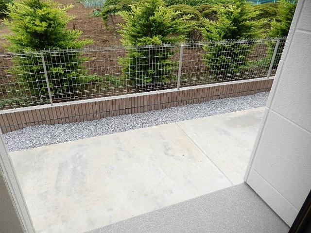 ルミナス国立Ⅰ101号室 専用庭