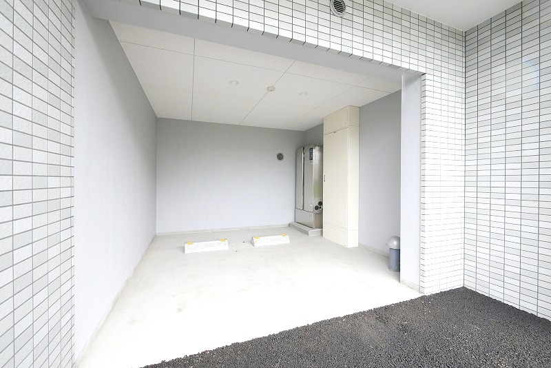 ペアパレス六町1号館5階 外観