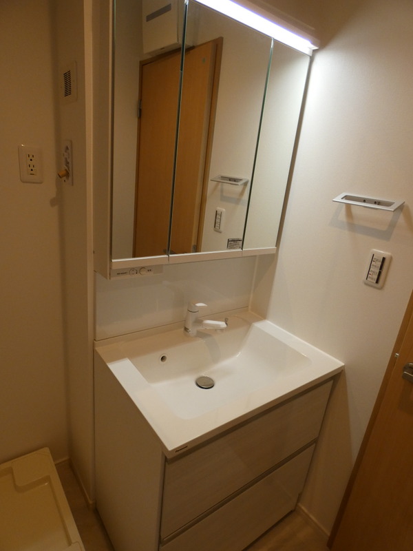 ラシーネ大泉町 洗面