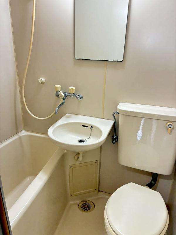 アルテビル1階 バス