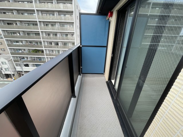 ラヴェニール横浜蒔田 バルコニー