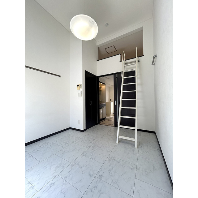 olive house 上大岡102号室 ロフト付きです