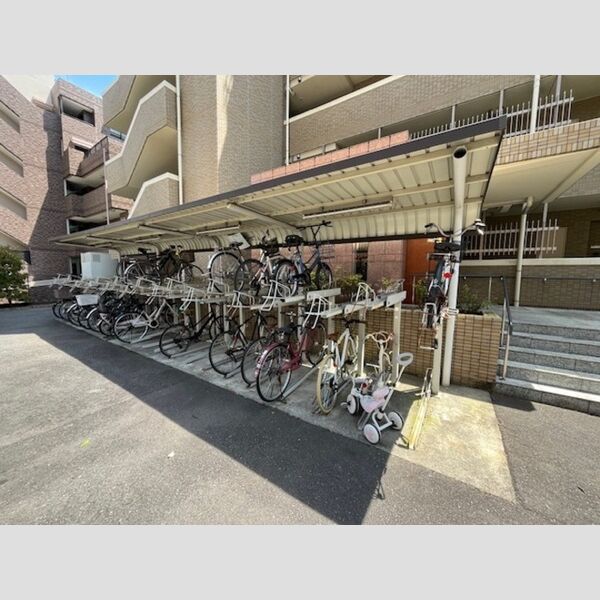 レフアみなみ野 駐輪場