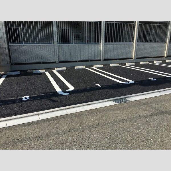 さくら 駐車場