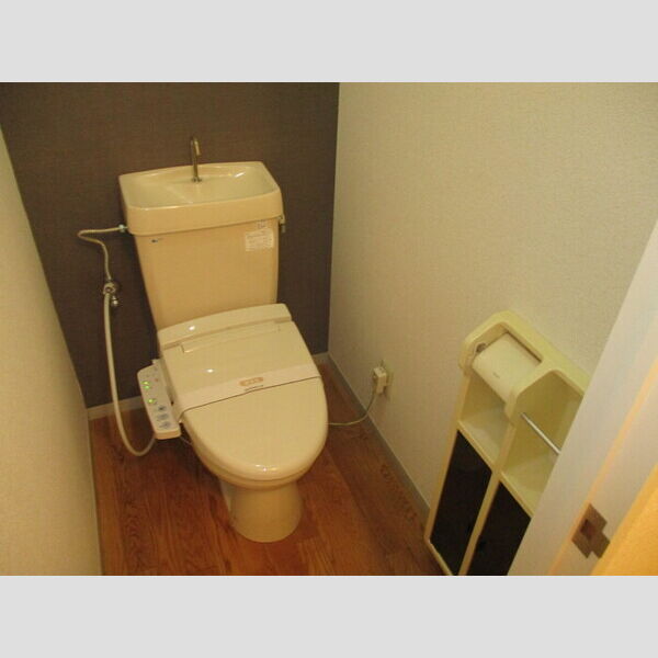 フェニックスA102号室 トイレ