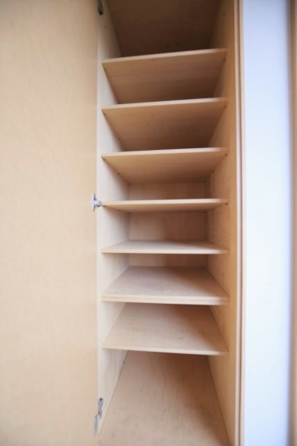 ガーデンクレスト１７１４3階 靴入