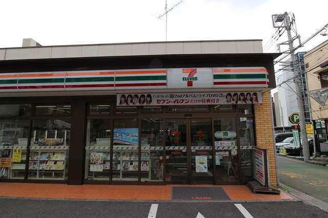 コンシェリア新宿ＥＡＳＴ 【コンビニエンスストア】セブンイレブン 新宿6丁目店まで54ｍ