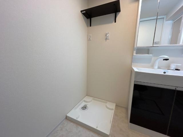 Luz solar(ルス　ソラール)103号室 洗濯機置場