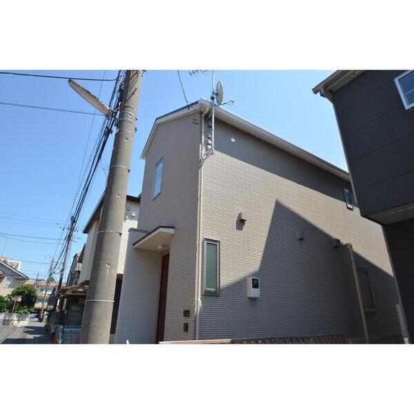 府中市西府町2丁目戸建 外観