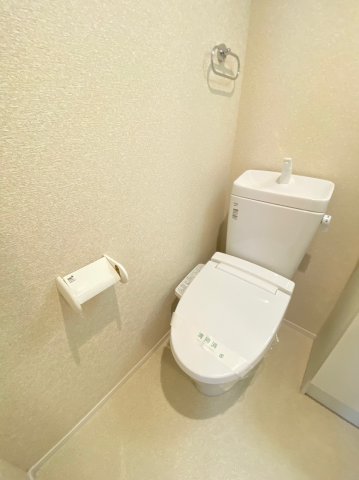 ル・シエル上大岡101号室 トイレ