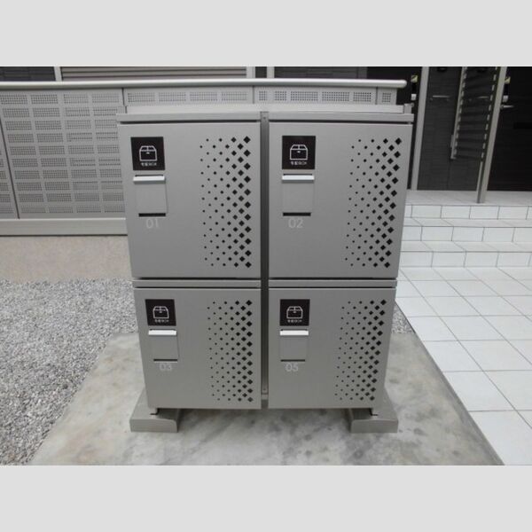 ラフィネ 宅配BOX