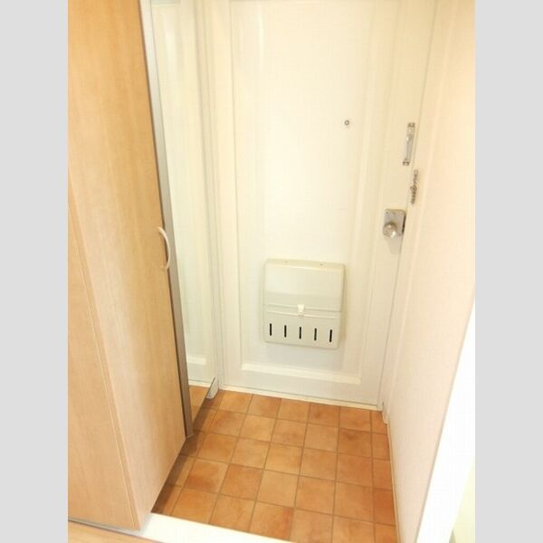 ハビテーションWADA306号室 玄関