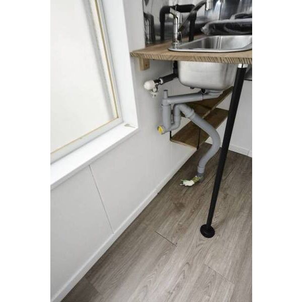 ヴィラ新中野0102号室 洗濯機置場