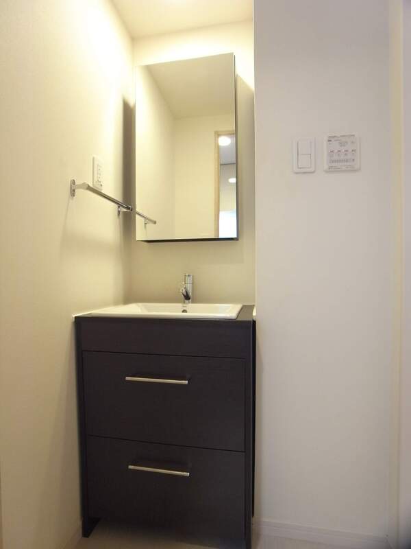 リブリ・グランパル江戸川1階 洗面