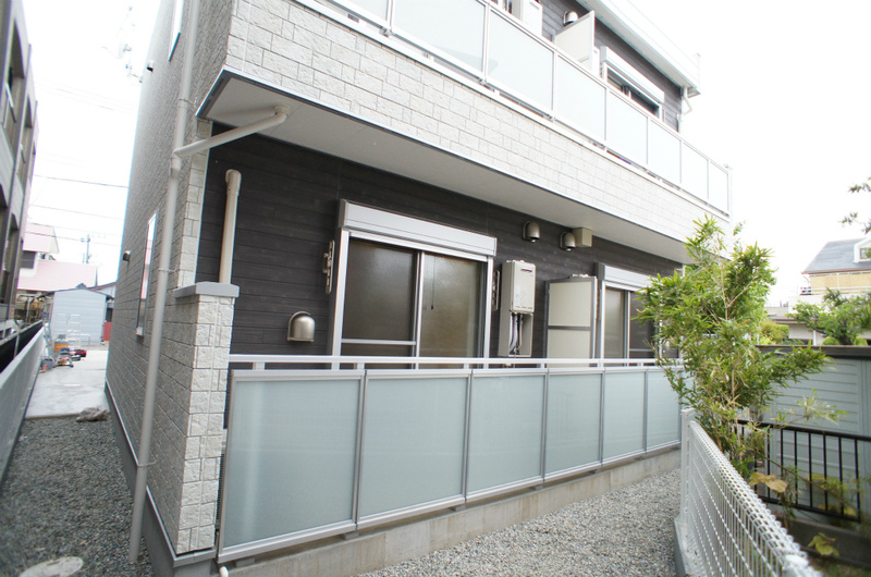 リブリ・オーシャンサイド1階 外観