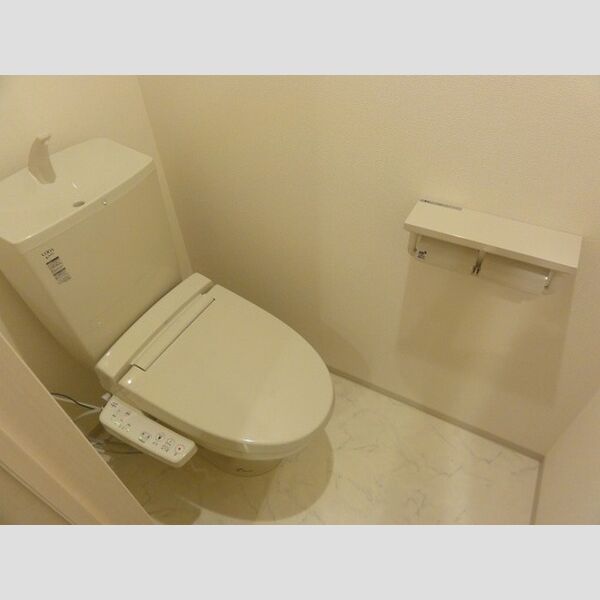 FINE FLATS S103号室 温水洗浄暖房便座