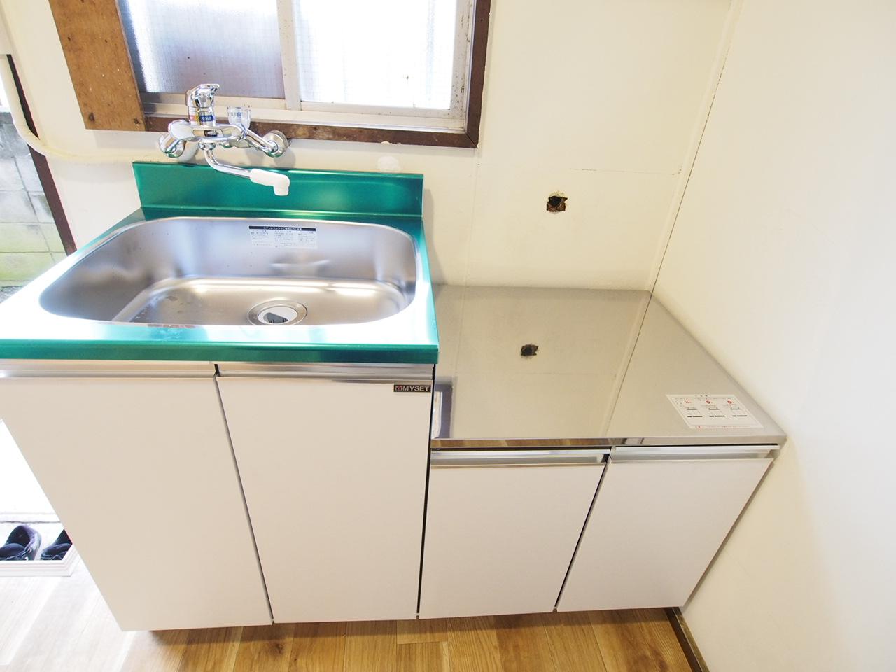 松本荘 2022年12月に水栓、流し台交換