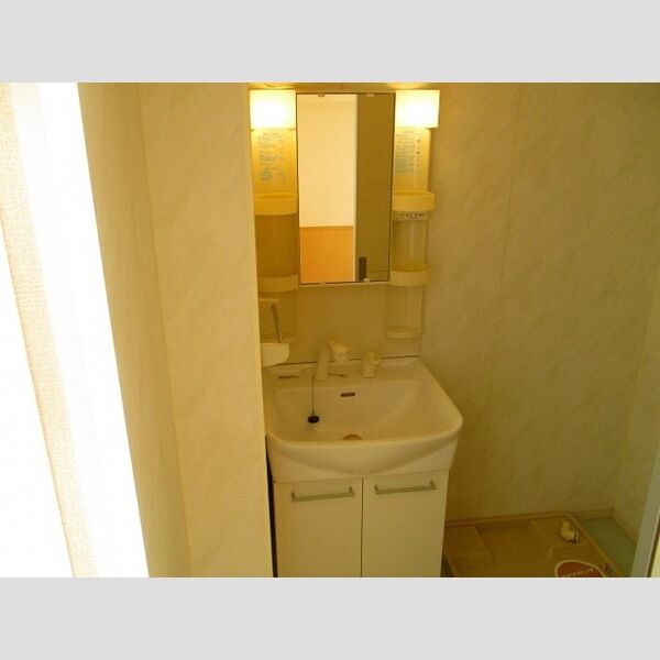 ルーチェ 洗髪洗面化粧台