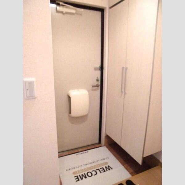 Ya-ECO House105号室 玄関