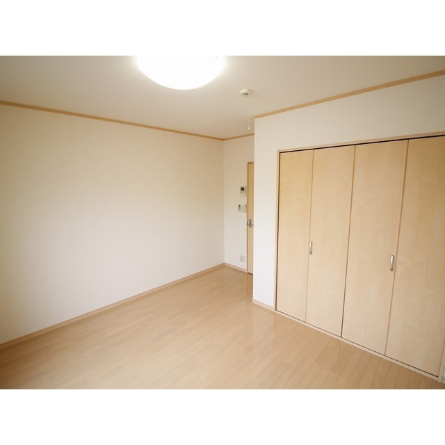 アムール川越IC2008秋本 内観