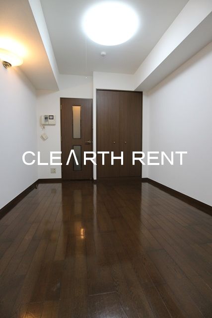 菱和パレス世田谷桜新町1階 清潔感のあるフローリング仕上げ