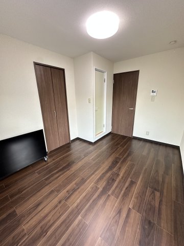 神大寺アパート201号室 寝室