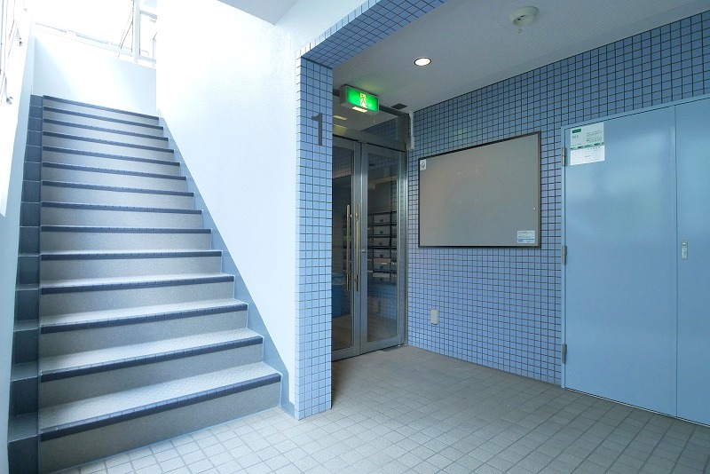 萬ビル5階 外観