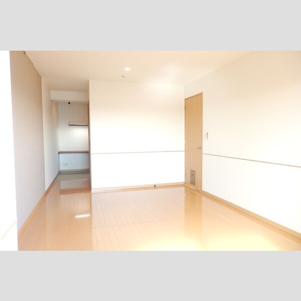 ロイヤルパークスシーサー0905号室 洋室