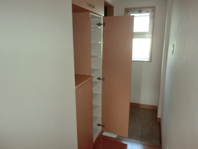 カッスル菊名0312号室 リビング