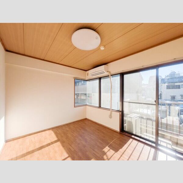 ヴィラ東川口403号室 同建物別部屋の参考画像