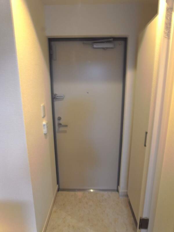 リブリ・美寿ゞ 玄関