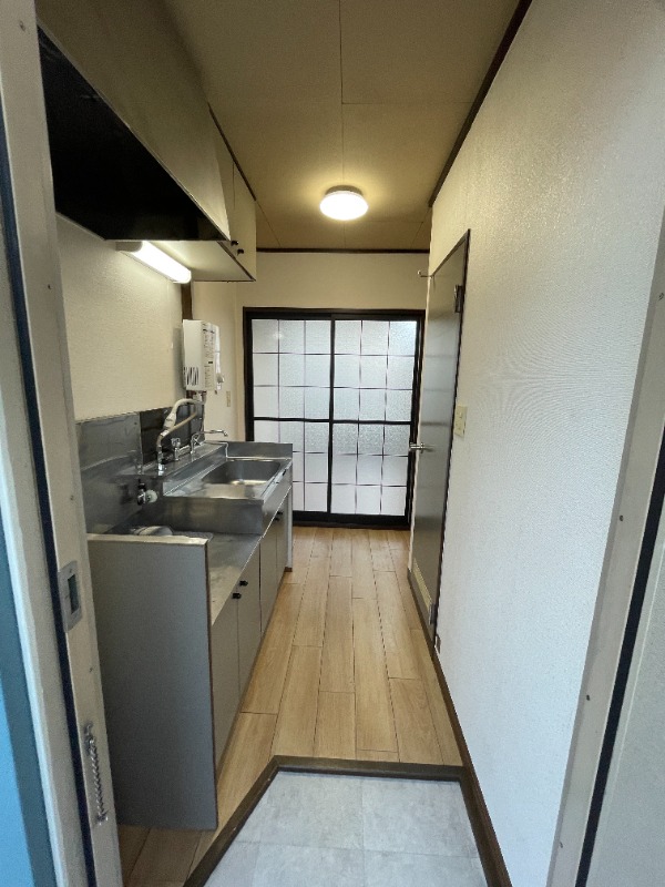 クロノス秦野東海大学前2階 玄関