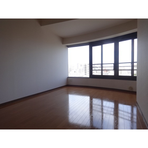 プリマヴェーラ問屋町0603号室 リビング