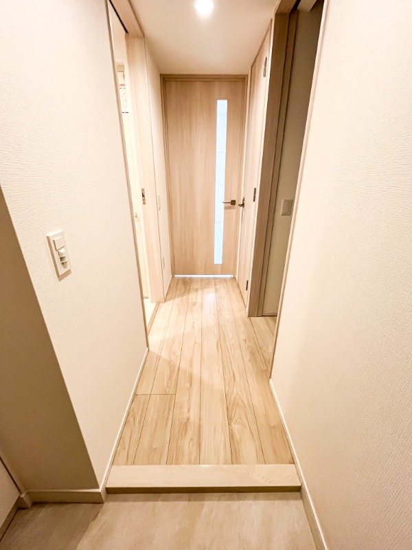 ドゥーエ王子神谷1階 玄関