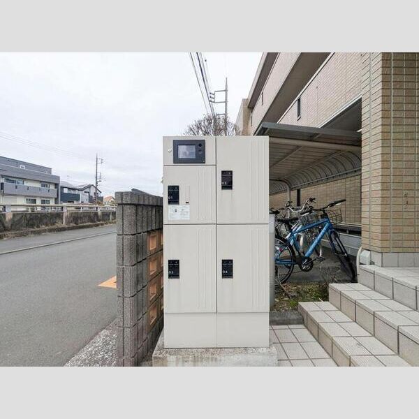 セゾントレビナ 宅配ボックス