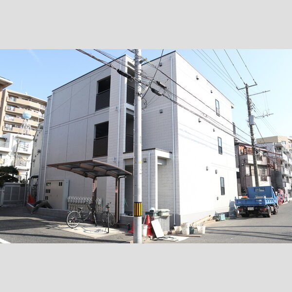 パルナシウス202号室 外観