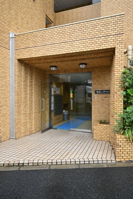 モナークマンション柿の木坂1階 エントランス