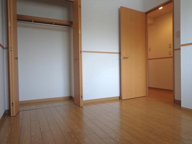 シグナス湘南2階 収納