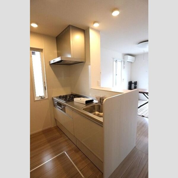 オーチャード ルームズ 対面キッチン