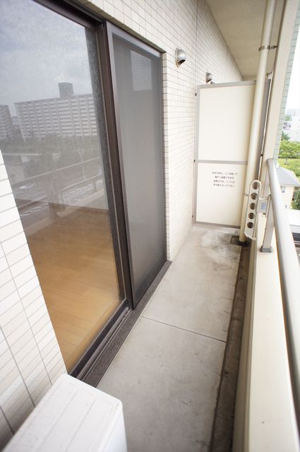 エクセルグランデ高洲0304号室 バルコニー
