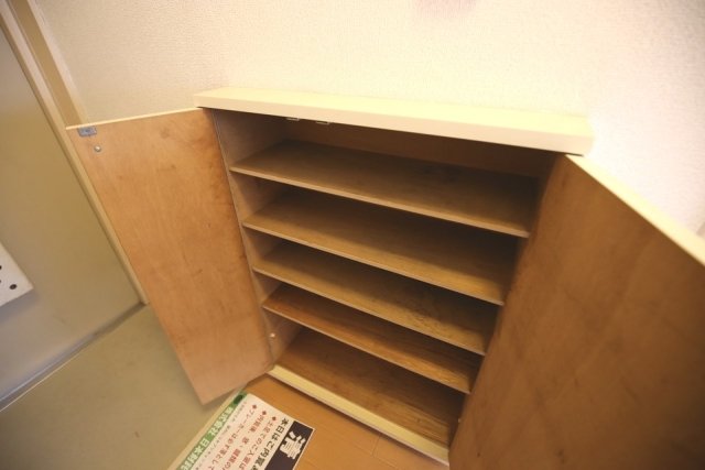 スカイコート大森山王2階 靴入